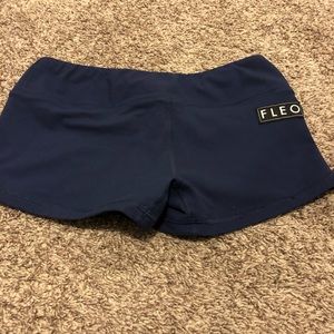 Original fit size medium Fleo’s